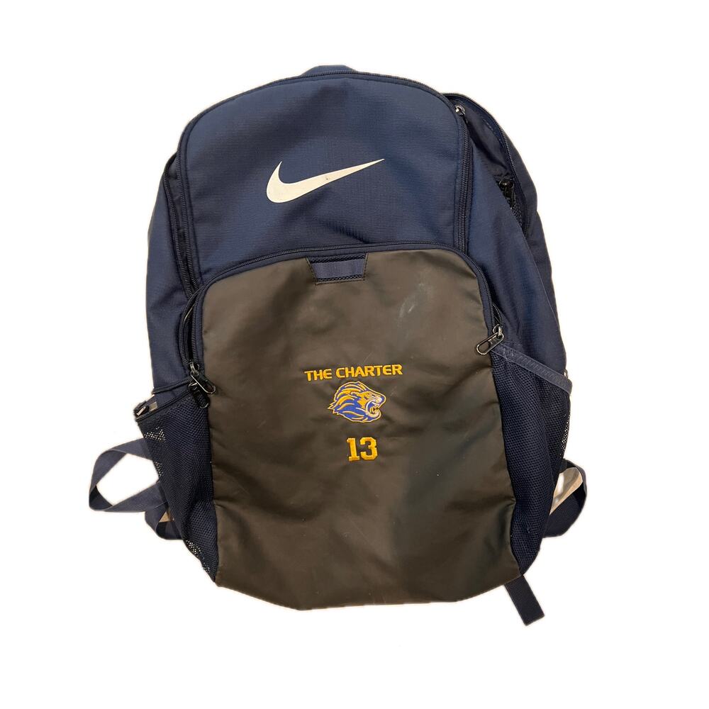 Nike The Charter Lion 13 Logo Brasilia Backpack 30L